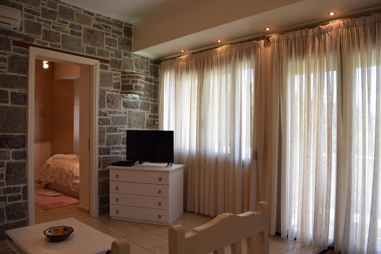 Cozy Residences In The Center Of Volissos Village - Lydia Lithos- Zewnętrze zdjęcie